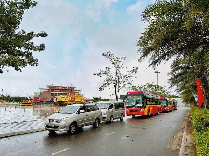 Nhà xe Cúc Dũng limousine Sài Gòn TPHCM đi An Nhơn Bình Định