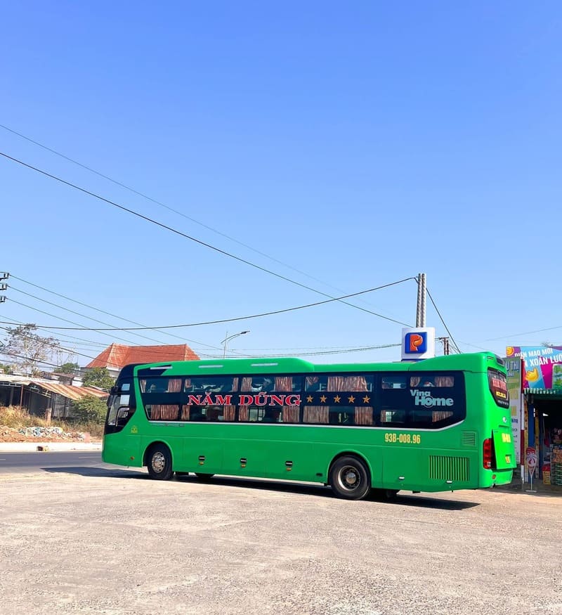 Nhà xe Năm Dũng Lộc Ninh Bình Phước đi Sài Gòn Quảng Bình