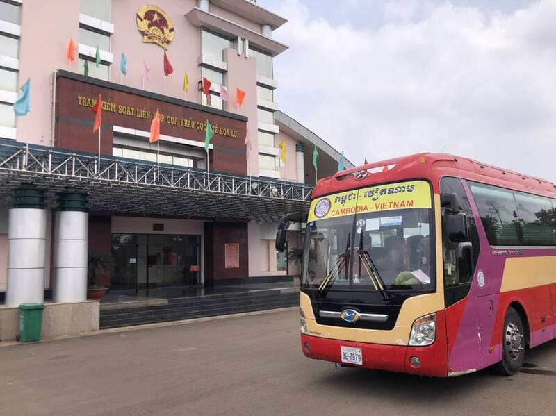Nhà xe Tân Vạn Thuận 2 Phnom Penh đi Trà Vinh và Sóc Trăng