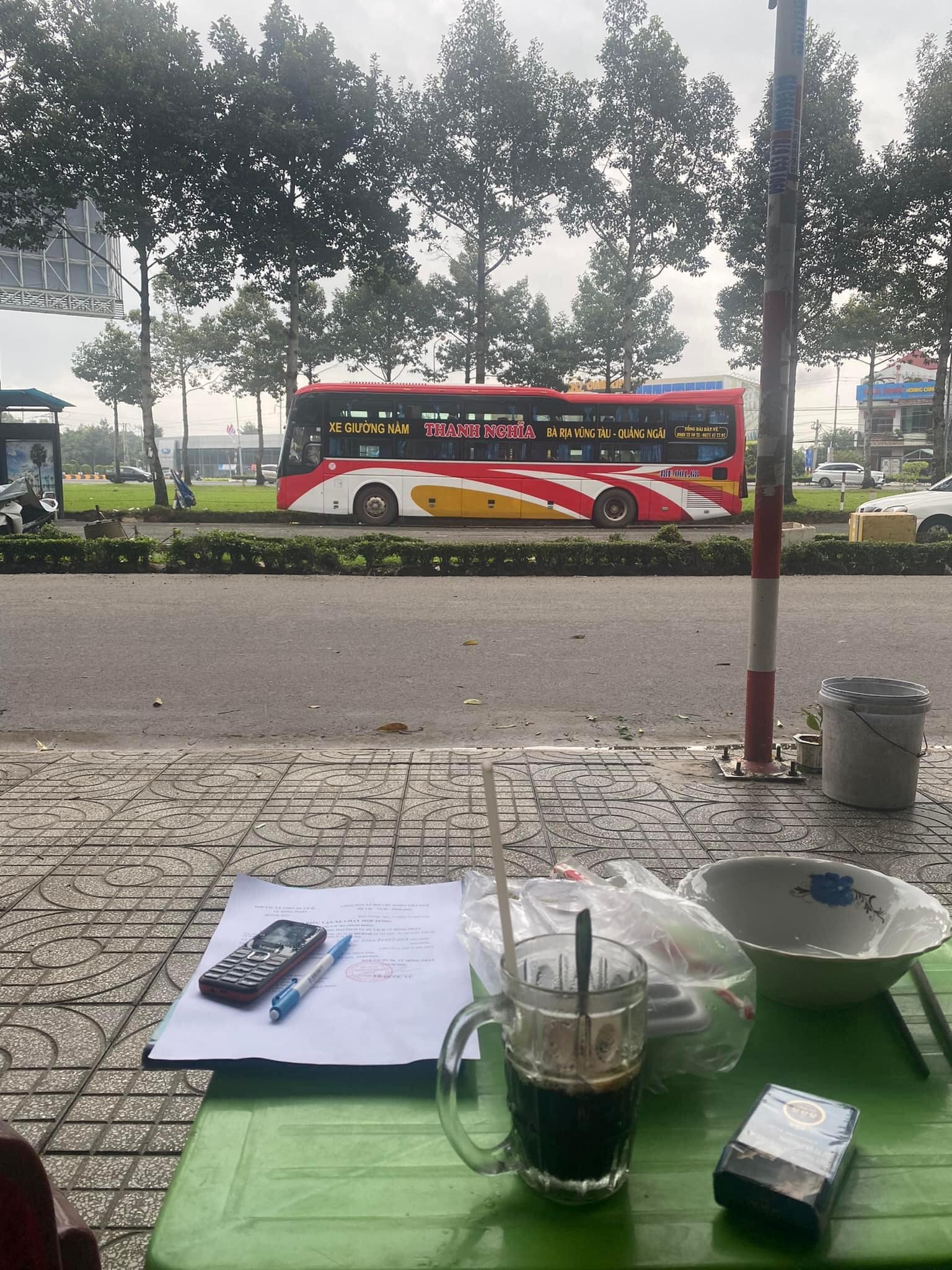 Nhà xe Thanh Nghĩa Vũng Tàu Quảng Ngãi đón khách QL1A