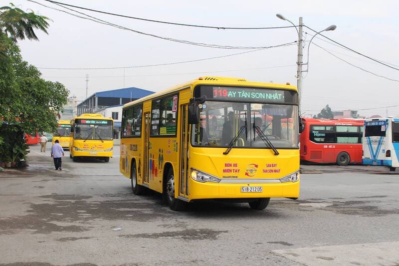 Xe buýt xe khách bến xe Miền Tây đi sân bay Tân Sơn Nhất