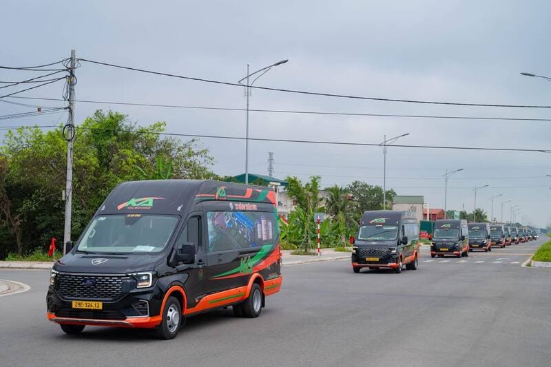 Đặt vé 8 nhà xe từ bến xe Mỹ Đình đi Yên Thủy