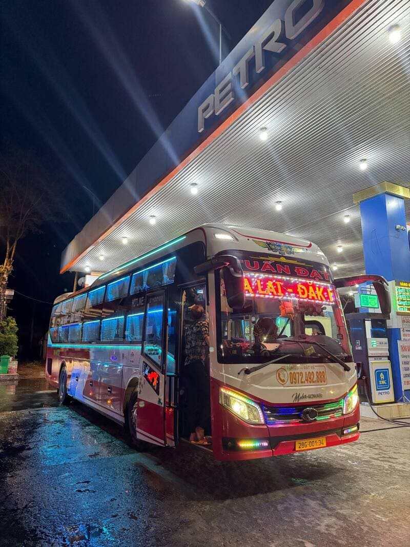 Đặt vé 8 nhà xe Hà Tĩnh đi Cao Bằng