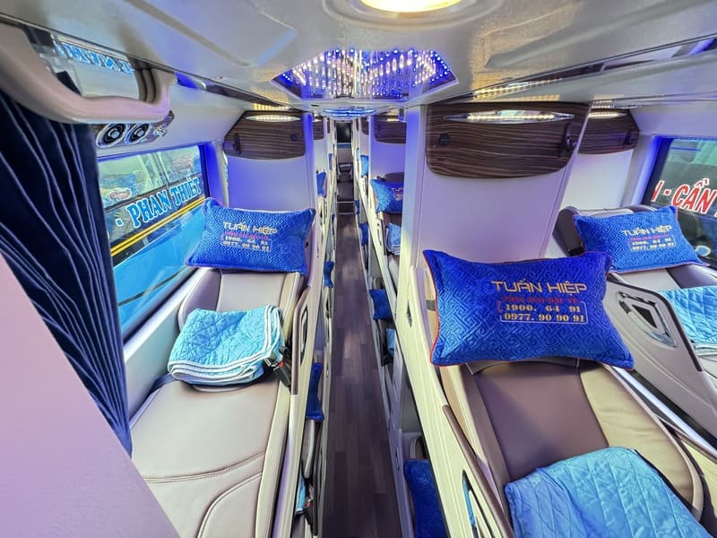 Đặt vé 6 nhà xe Lộc Ninh đi Cần Thơ