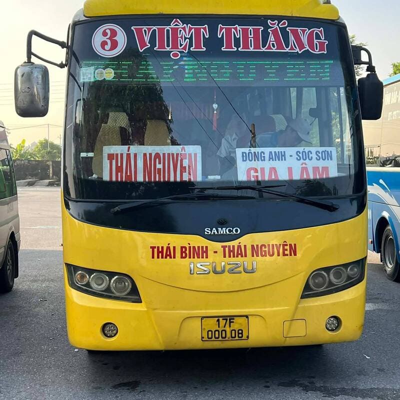Đặt vé 8 nhà xe Móng Cái đi Thái Nguyên