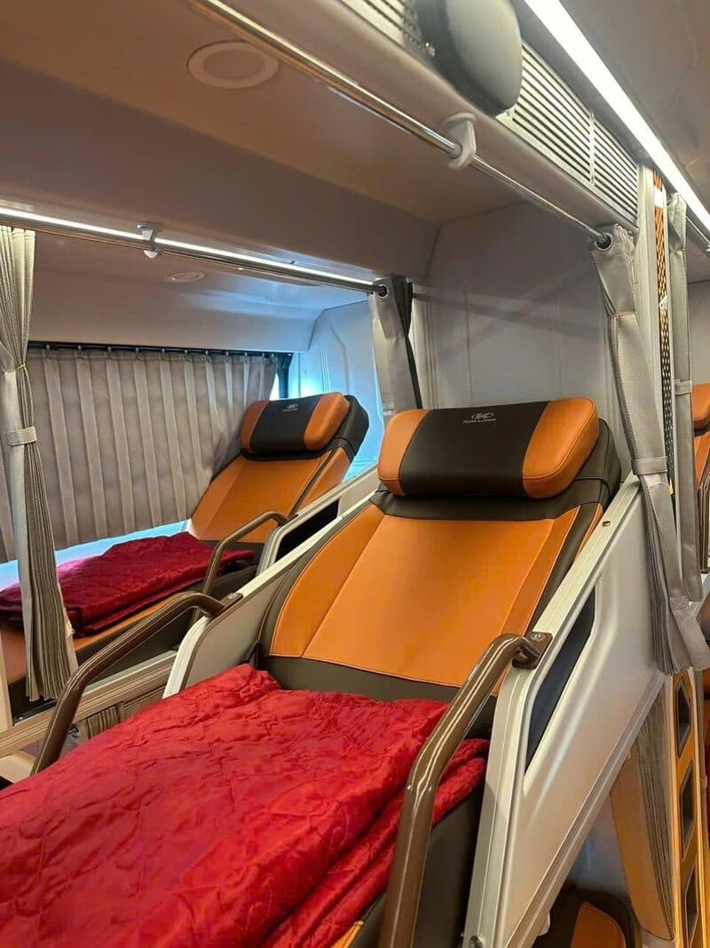 18 Nhà xe Quy Nhơn Đà Lạt limousine phòng cao cấp 22–34 cabin