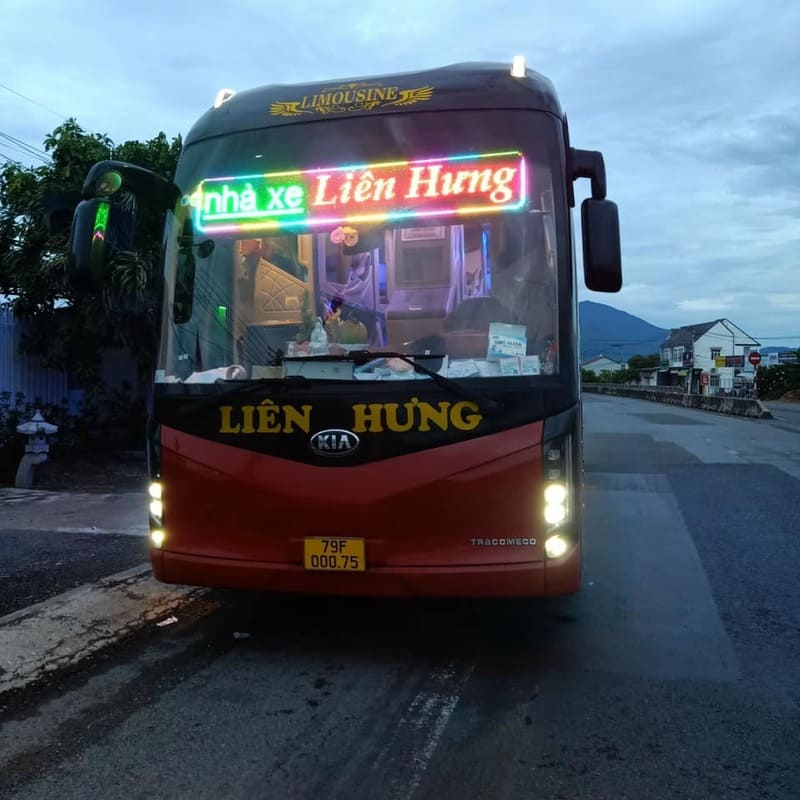 Đặt vé xe Tây Ninh đi sân bay Tân Sơn Nhất với 7 hãng