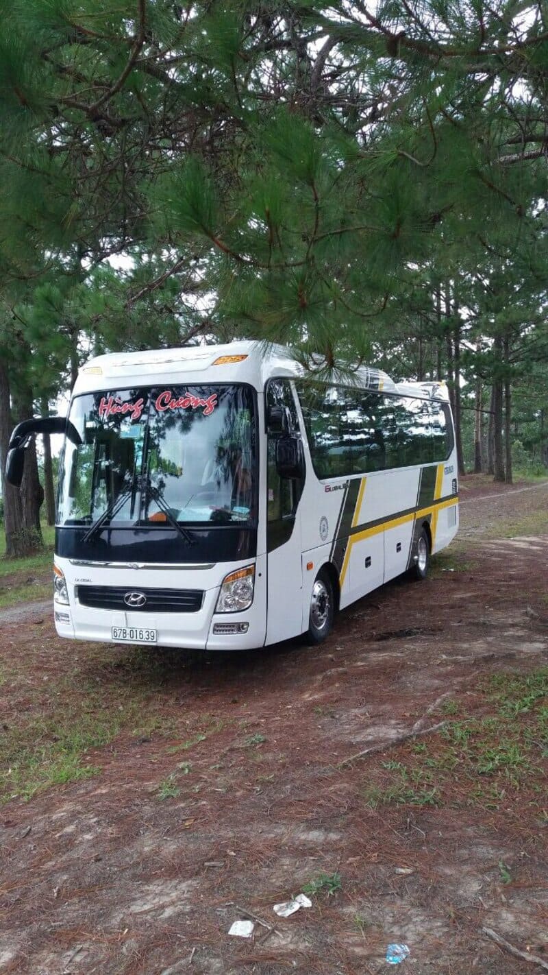 Đặt vé 10 nhà xe Tri Tôn đi Sài Gòn TPHCM