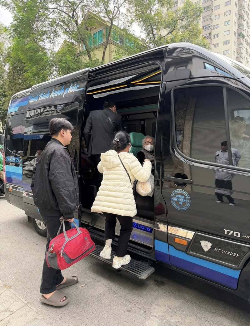 Đặt vé xe limousine Trực Ninh Nam Định đi Hà Nội 12 hãng